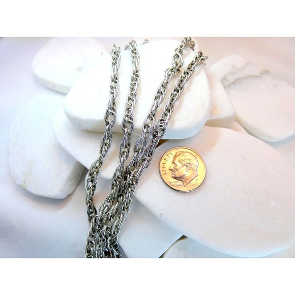 Monet Double Link Chain Textured  VTG Silver Tone 26" Necklace - Picture 4 of 6